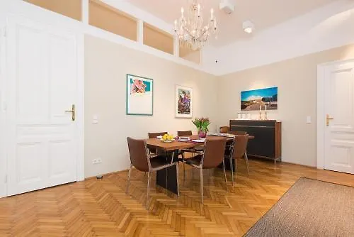 Rosa Linde - Comfort Rooms-1